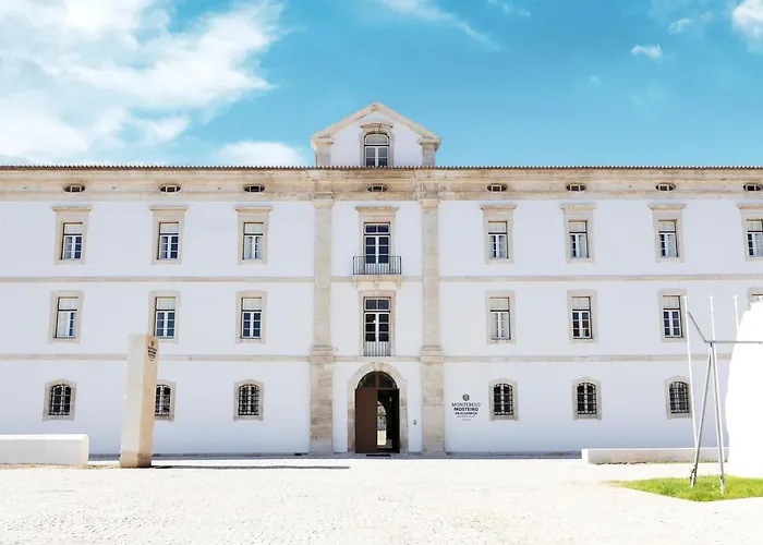 Montebelo Mosteiro De Alcobaca Historic Hotel